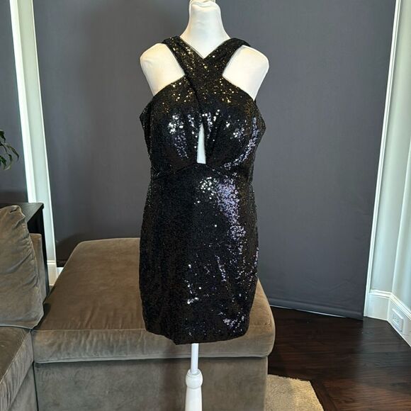 Women’s Fully Sequined Short Black Dress with Low Cut Back Size 12 NWOT - Picture 1 of 12